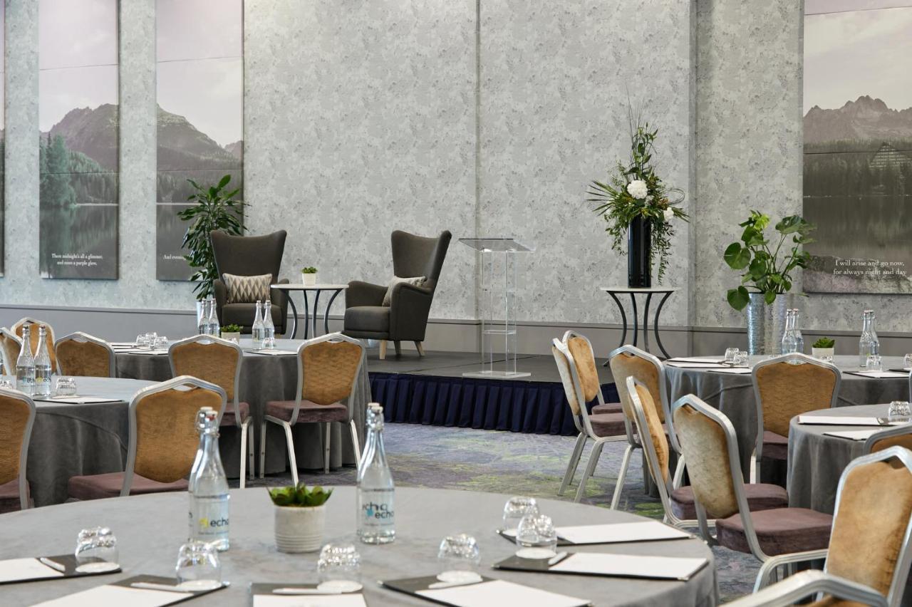 Crowne Plaza Dublin Blanchardstown By Ihg Hotel Exterior foto