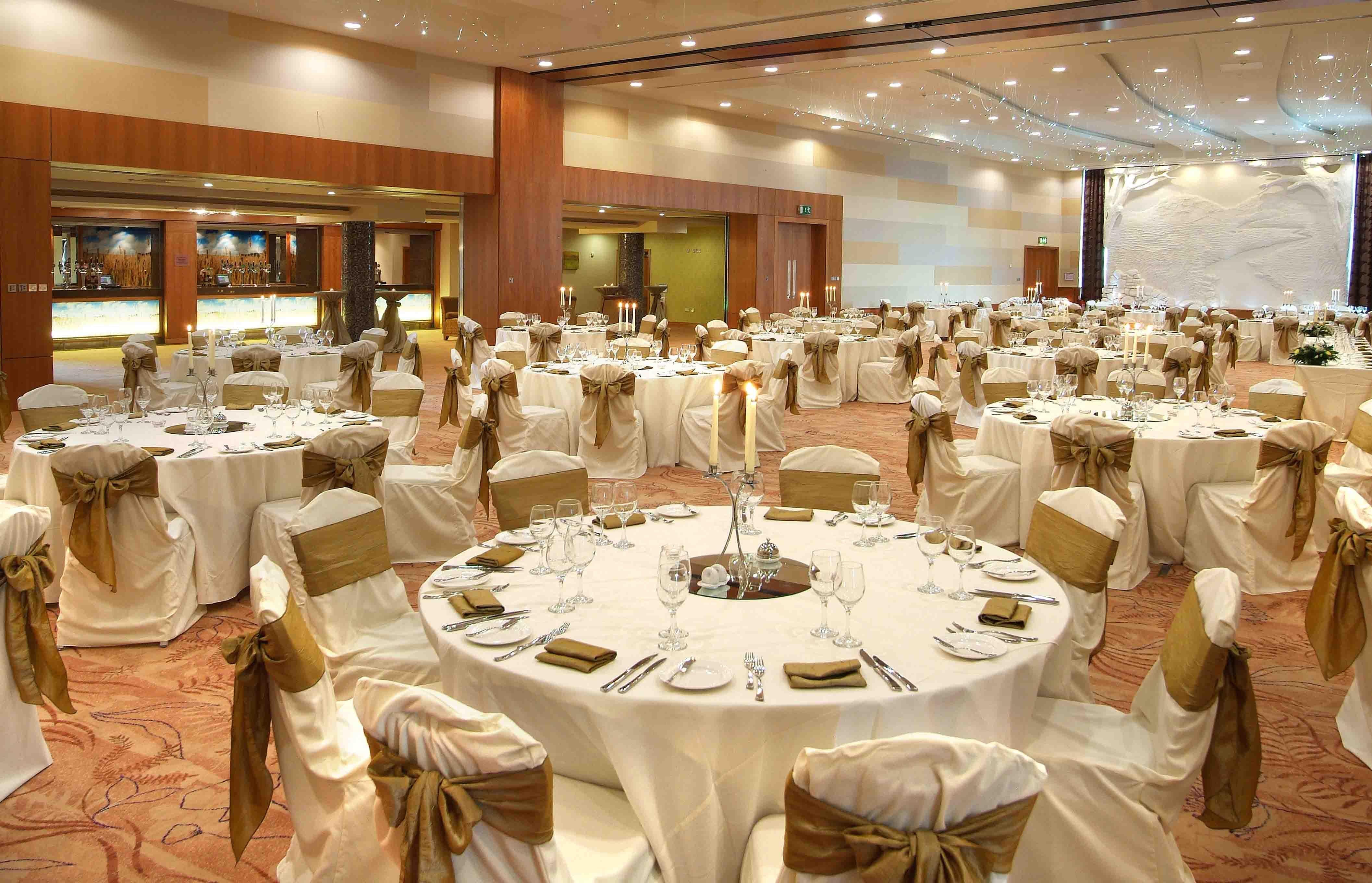 Crowne Plaza Dublin Blanchardstown By Ihg Hotel Exterior foto