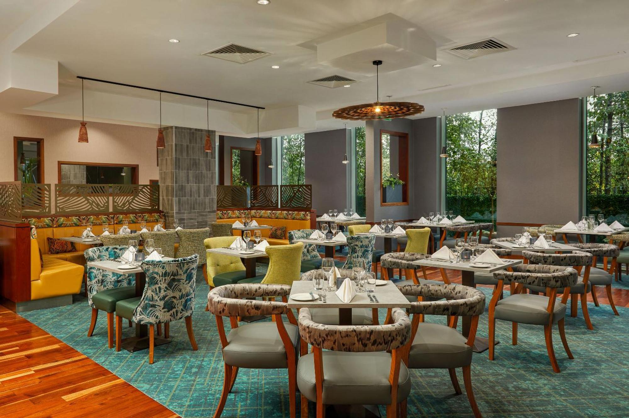 Crowne Plaza Dublin Blanchardstown By Ihg Hotel Exterior foto